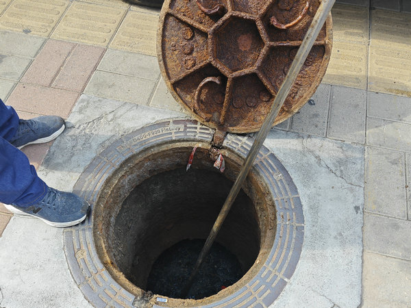 北京小區(qū)污水管道疏通作業(yè)的具體流程